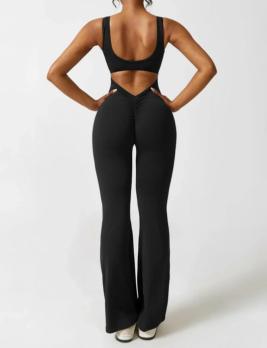 VedaFit™ – Jumpsuit with flared fit & modeling effect!