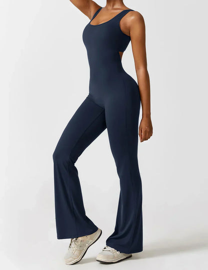 VedaFit™ – Jumpsuit with flared fit & modeling effect!