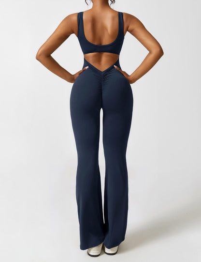 VedaFit™ – Jumpsuit with flared fit & modeling effect!