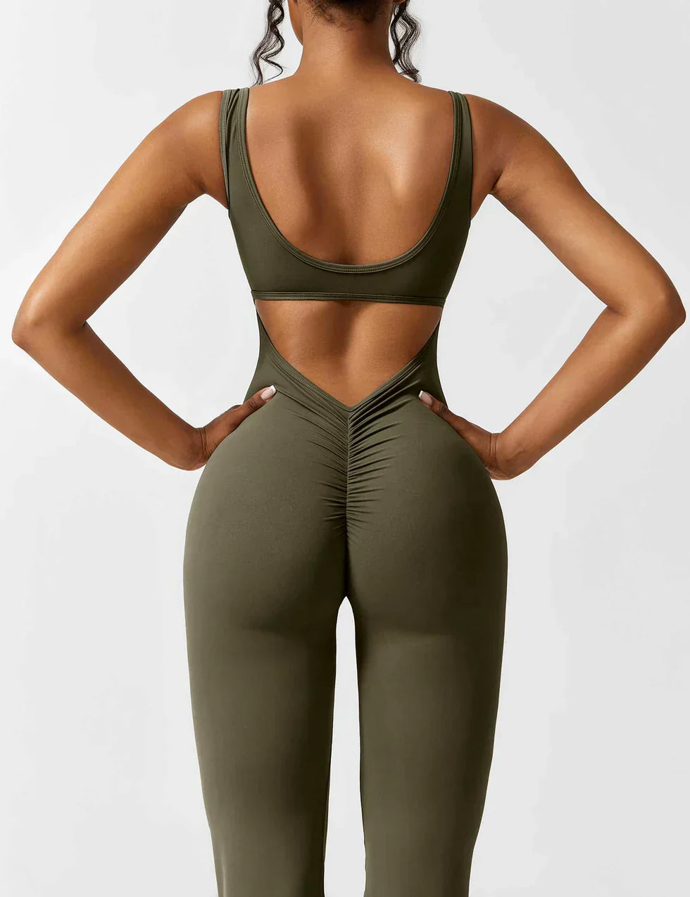 VedaFit™ – Jumpsuit with flared fit & modeling effect!